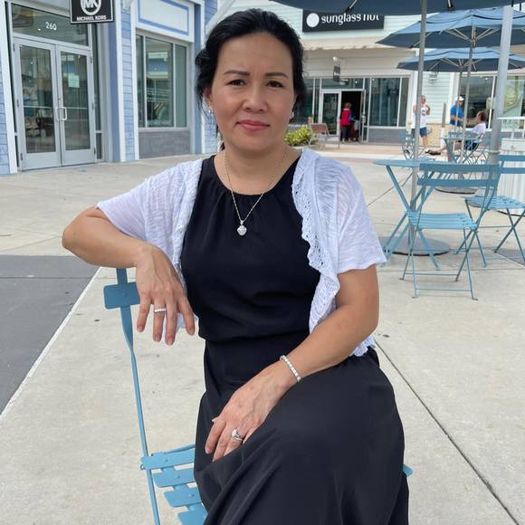 Meet your Posher, Lily - Picture 1 of 1